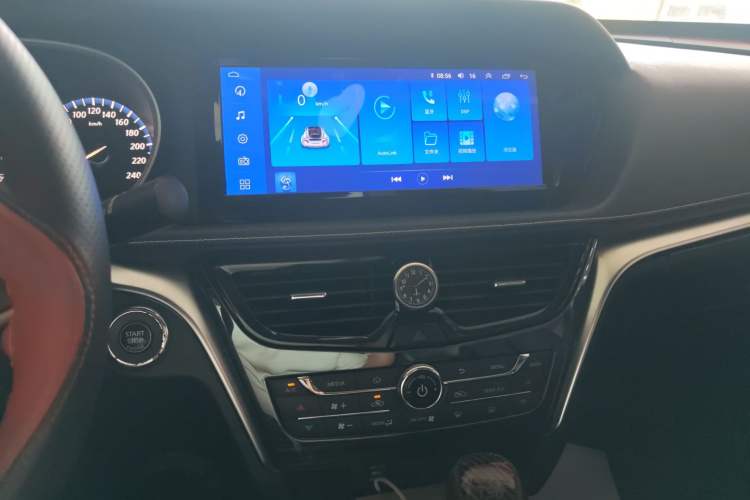 Used Venucia T90 2017 2.0L CVT Smart Edition Audio And AC Panel
