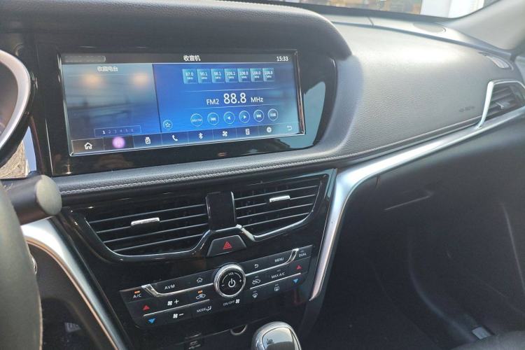Used Venucia T90 2017 2.0L CVT Leading Edition Audio And AC Panel