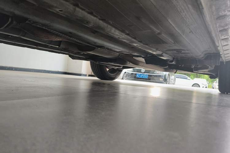Used Venucia T90 2017 2.0L CVT Smart Edition Chassis Front Left
