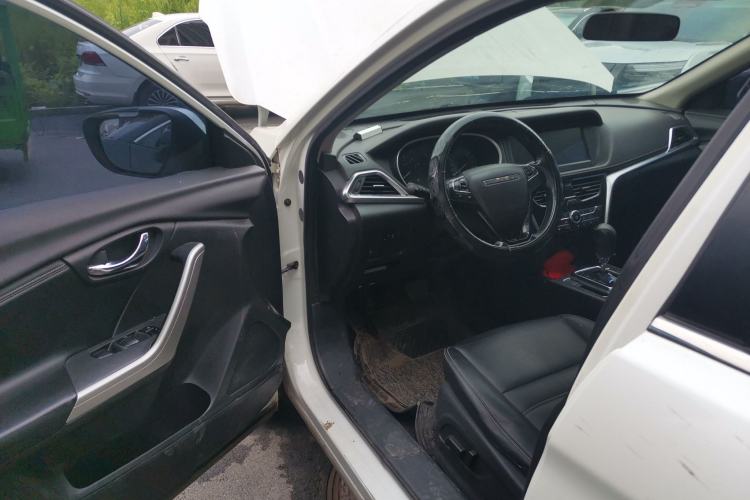 Used Venucia T90 2017 2.0L CVT Smart Edition Driver Seat
