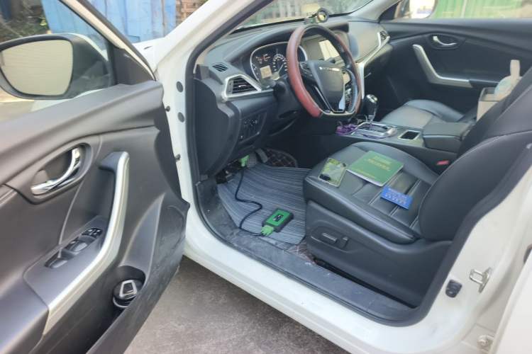 Used Venucia T90 2017 2.0L CVT Smart Edition Driver Seat