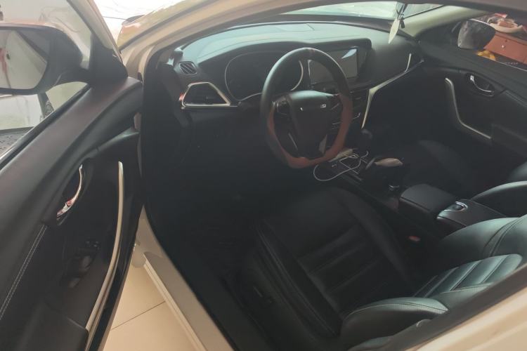 Used Venucia T90 2017 2.0L CVT Smart Edition Driver Seat