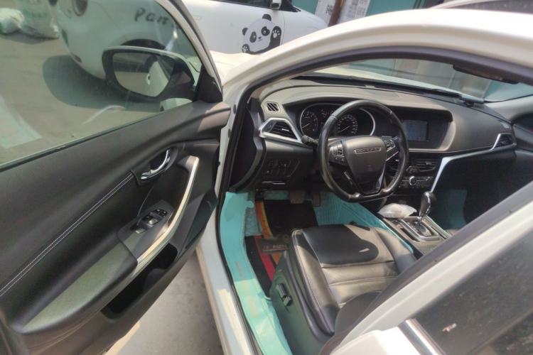 Used Venucia T90 2017 2.0L CVT Smart Edition Driver Seat