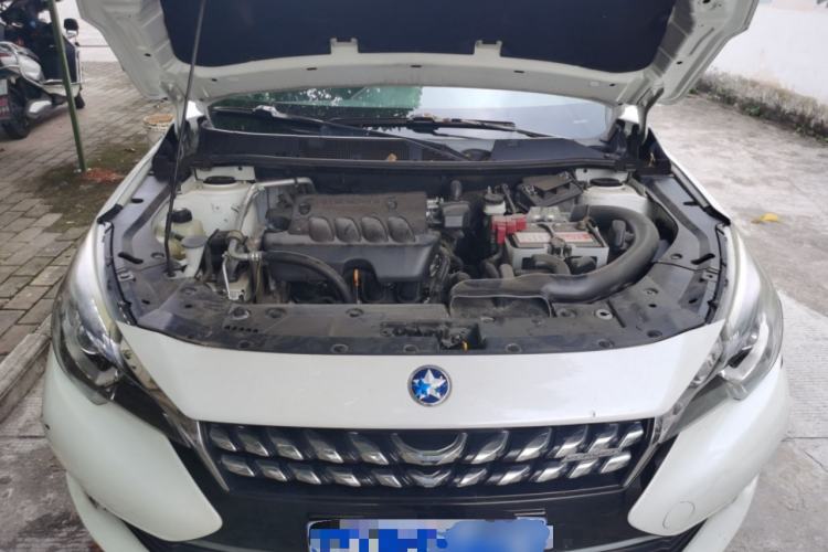 Used Venucia T90 2017 2.0L CVT Smart Edition Engine Bay