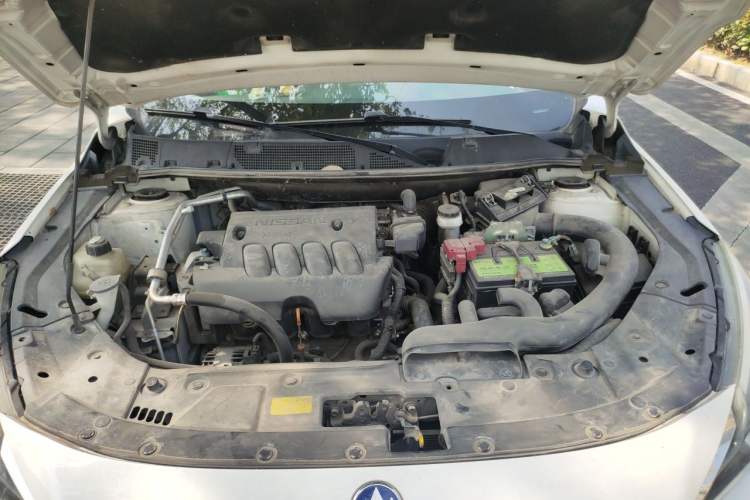 Used Venucia T90 2017 2.0L CVT Smart Edition Engine Bay