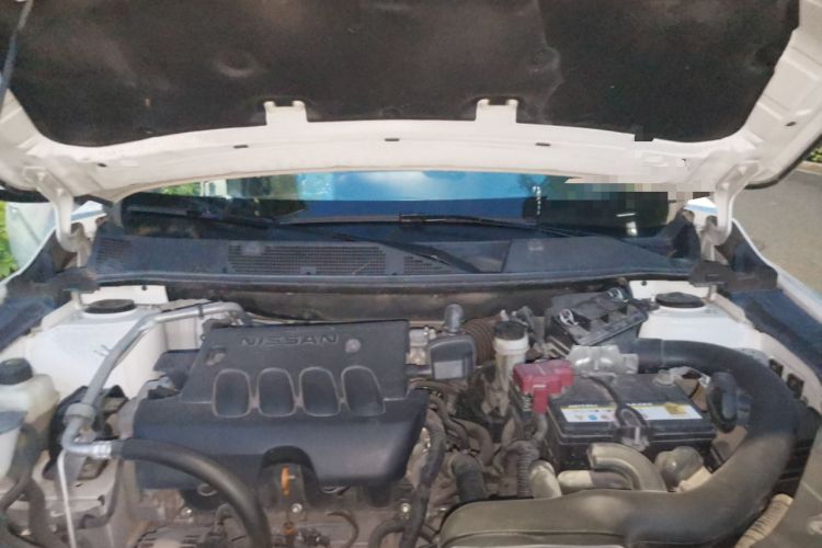 Used Venucia T90 2017 2.0L CVT Smart Edition Engine Bay