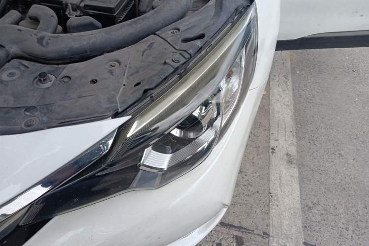 Used Venucia T90 2017 2.0L CVT Smart Edition Engine Bay Left
