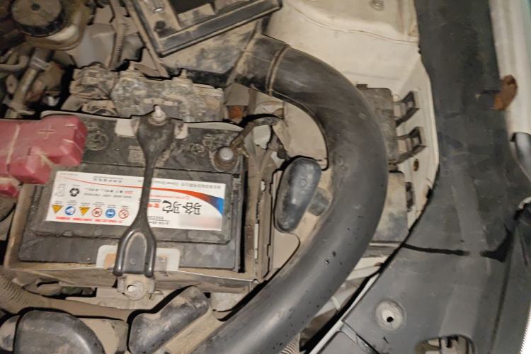 Used Venucia T90 2017 2.0L CVT Smart Edition Engine Bay Left
