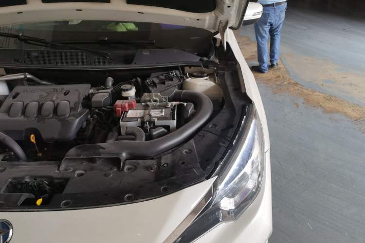 Used Venucia T90 2017 2.0L CVT Smart Edition Engine Bay Left