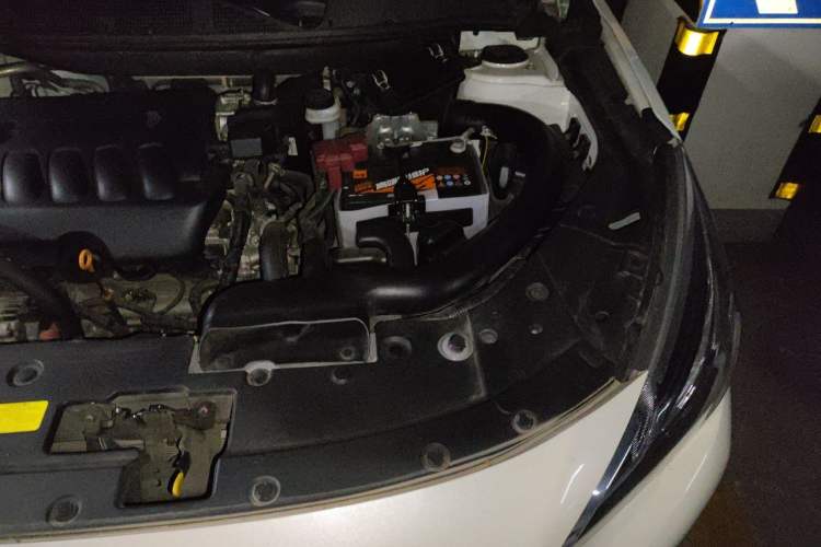 Used Venucia T90 2017 2.0L CVT Smart Edition Engine Bay Left