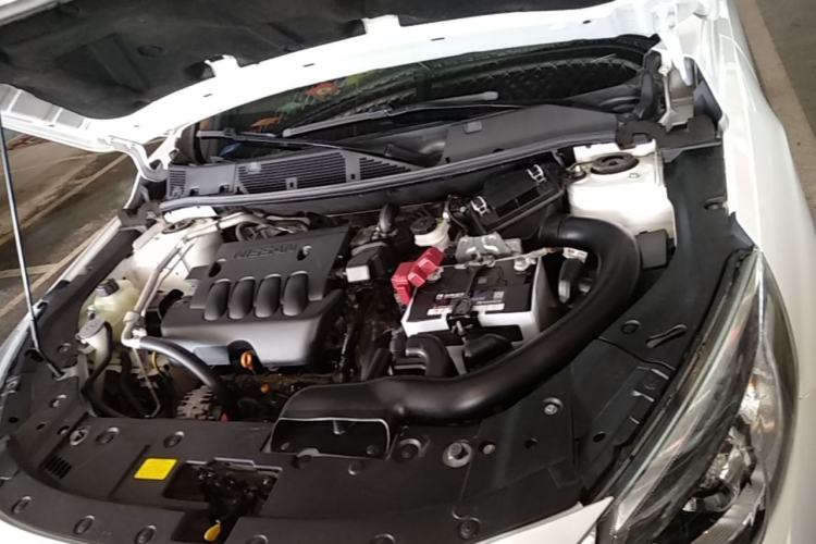 Used Venucia T90 2017 2.0L CVT Smart Edition Engine Bay