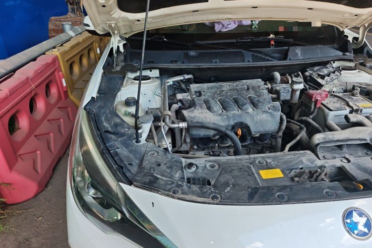 Used Venucia T90 2017 2.0L Manual ZhiShang Edition Engine Bay Right