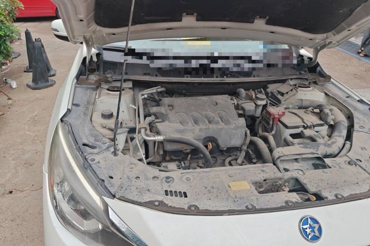 Used Venucia T90 2017 2.0L CVT Smart Edition Engine Bay Right