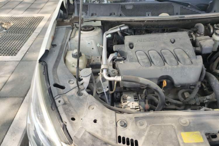 Used Venucia T90 2017 2.0L CVT Smart Edition Engine Bay Right