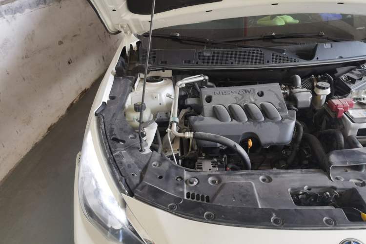 Used Venucia T90 2017 2.0L CVT Smart Edition Engine Bay Right