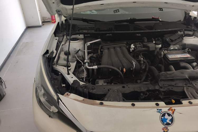 Used Venucia T90 2017 2.0L CVT Smart Edition Engine Bay Right