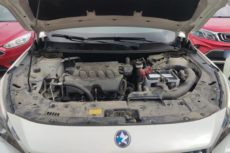 Used Venucia T90 2017 2.0L CVT Smart Edition Engine Bay