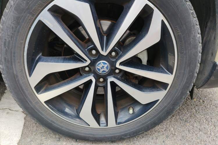 Used Venucia T90 2017 2.0L Manual ZhiShang Edition Exterior 1