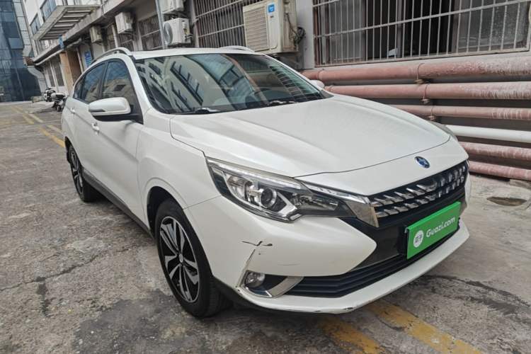 Used Venucia T90 2017 2.0L CVT Smart Edition Exterior 1