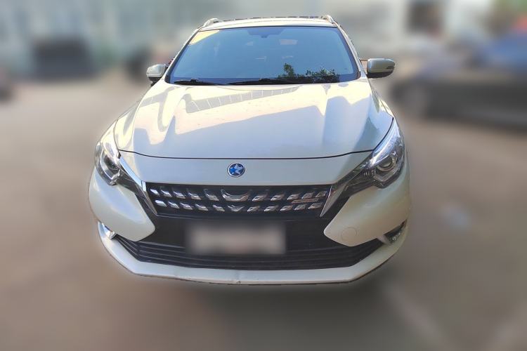 Used Venucia T90 2017 2.0L CVT Smart Edition Exterior 1