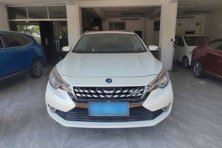 Used Venucia T90 2017 2.0L CVT Smart Edition Exterior 1