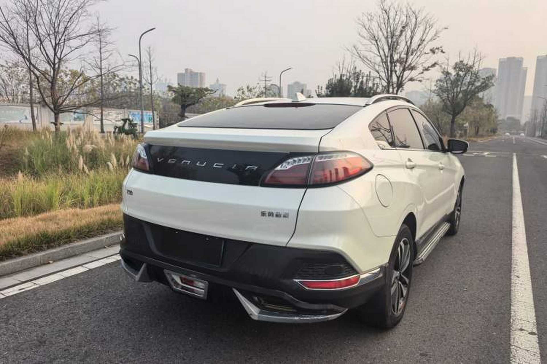 Used Venucia T90 2017 2.0L Manual ZhiShang Edition Exterior 3