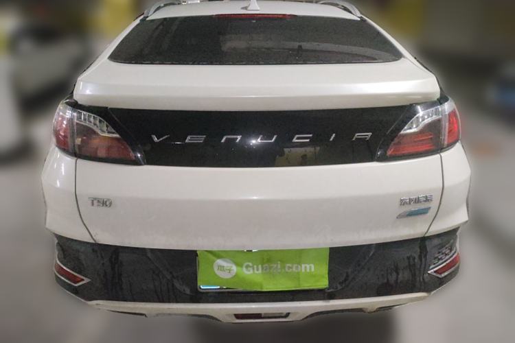 Used Venucia T90 2017 2.0L CVT Smart Edition Exterior 4