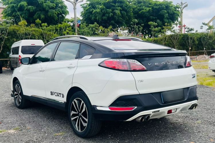 Used Venucia T90 2017 2.0L CVT Smart Edition Exterior 5