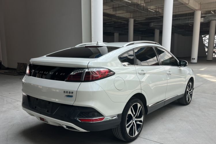 Used Venucia T90 2017 2.0L CVT Leading Edition Exterior 6