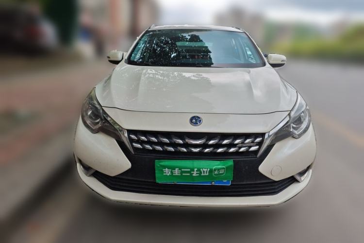 Used Venucia T90 2017 2.0L CVT Smart Edition Front