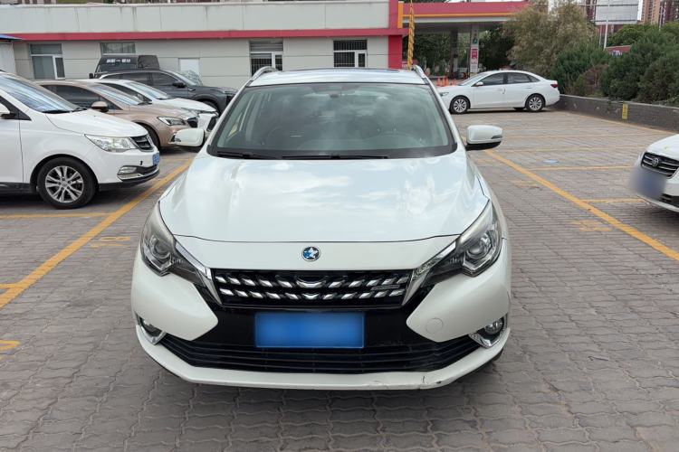 Used Venucia T90 2017 2.0L Manual ZhiShang Edition Front