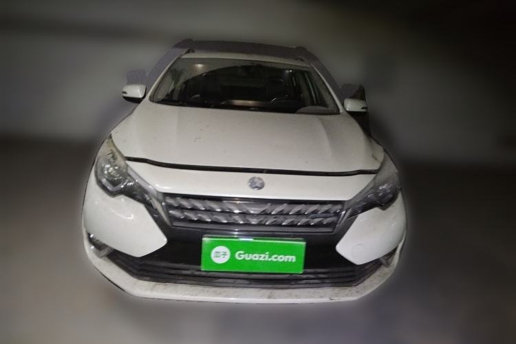 Used Venucia T90 2017 2.0L CVT Leading Edition Front