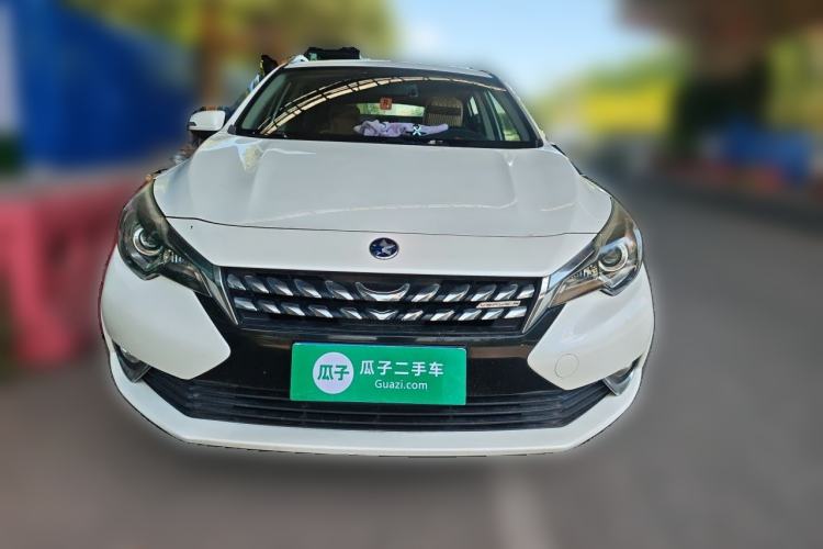 Used Venucia T90 2017 2.0L Manual ZhiShang Edition Front