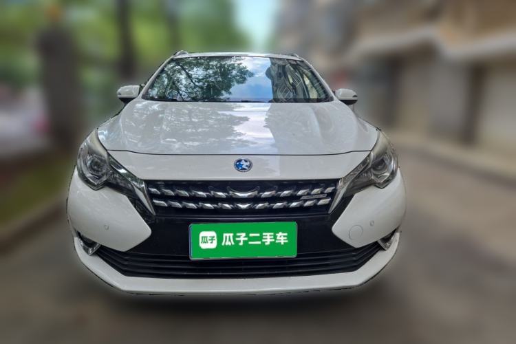 Used Venucia T90 2017 2.0L CVT Smart Edition Front