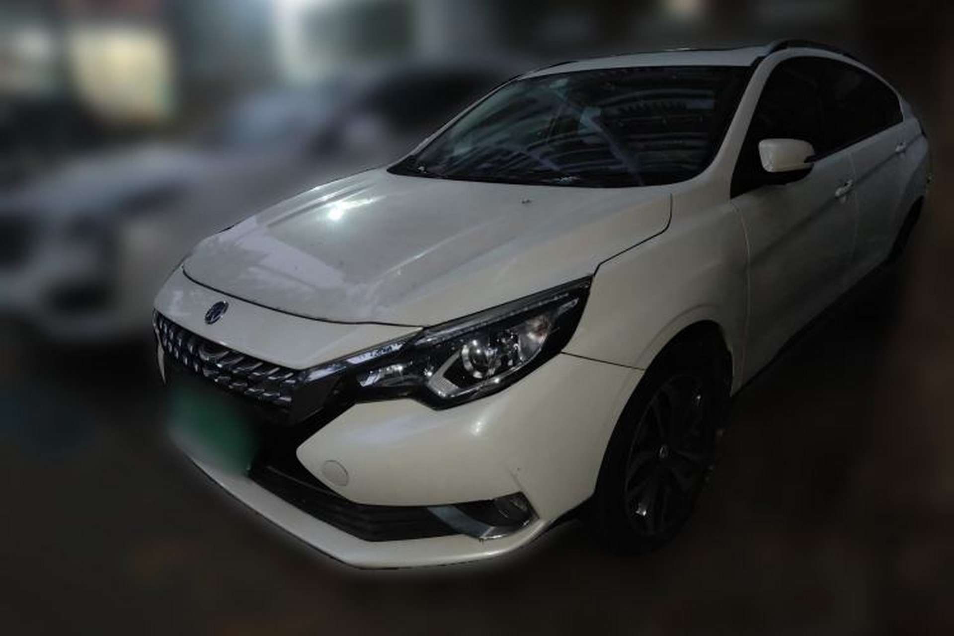 Used Venucia T90 2017 2.0L CVT Smart Edition Front Left 45 Deg