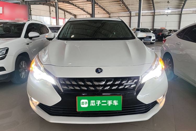Used Venucia T90 2017 2.0L Manual ZhiShang Edition Front