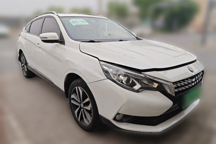 Used Venucia T90 2017 2.0L Manual ZhiShang Edition Front Right 45 Deg