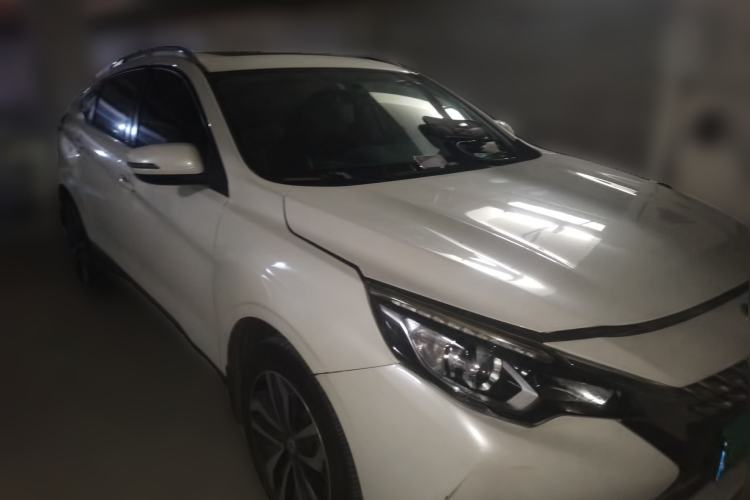 Used Venucia T90 2017 2.0L CVT Smart Edition Front Right 45 Deg