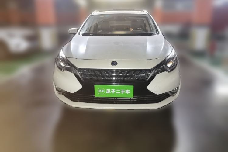 Used Venucia T90 2017 2.0L Manual ZhiShang Edition Front