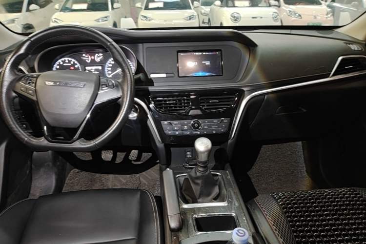 Used Venucia T90 2017 2.0L Manual ZhiShang Edition Gear Lever