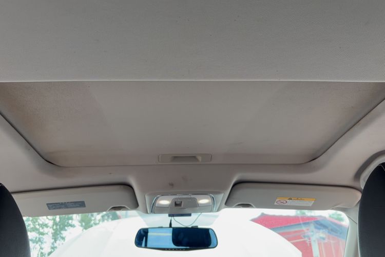 Used Venucia T90 2017 2.0L Manual ZhiShang Edition Headliner