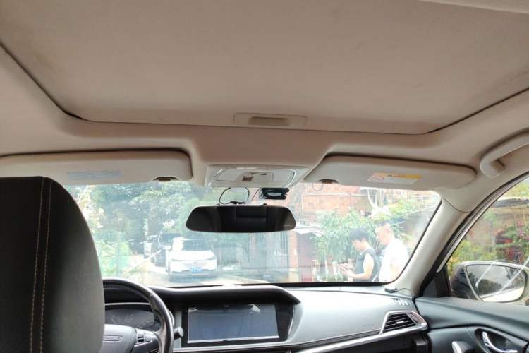 Used Venucia T90 2017 2.0L Manual ZhiShang Edition Headliner