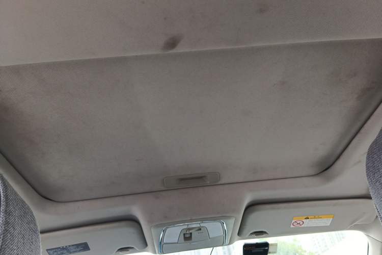 Used Venucia T90 2017 2.0L CVT Smart Edition Headliner