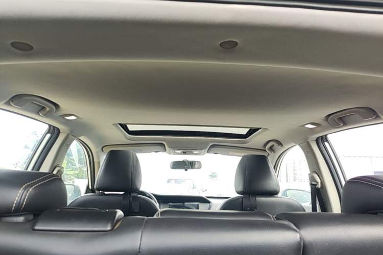 Used Venucia T90 2017 2.0L CVT Smart Edition Headliner