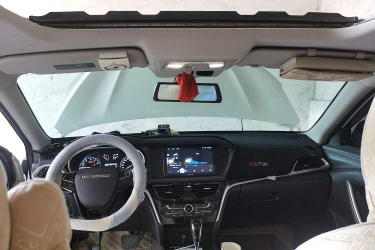 Used Venucia T90 2017 2.0L CVT Smart Edition Headliner