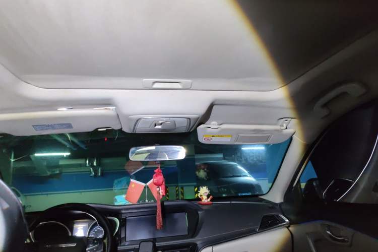 Used Venucia T90 2017 2.0L CVT Leading Edition Headliner