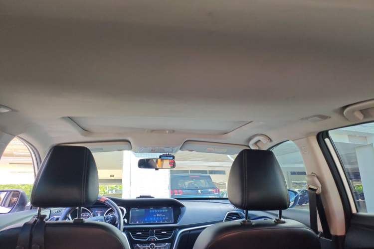 Used Venucia T90 2017 2.0L CVT Leading Edition Headliner