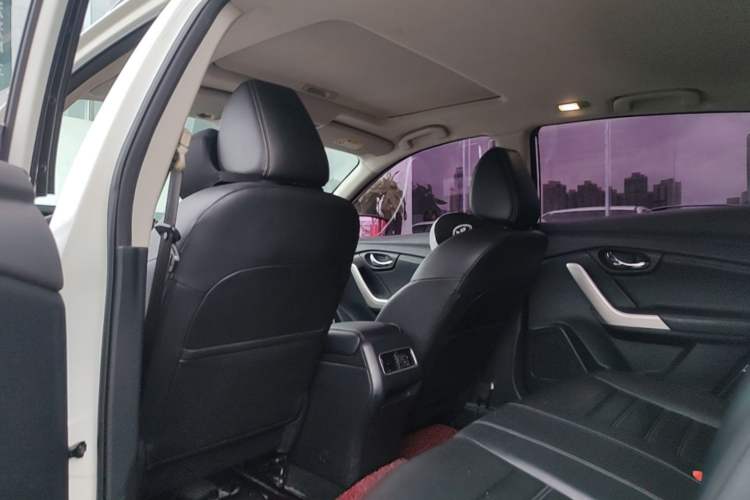 Used Venucia T90 2017 2.0L CVT Smart Edition Headliner