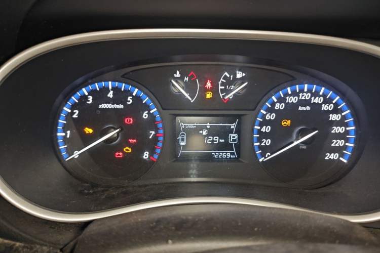 Used Venucia T90 2017 2.0L CVT Smart Edition Instrument Cluster