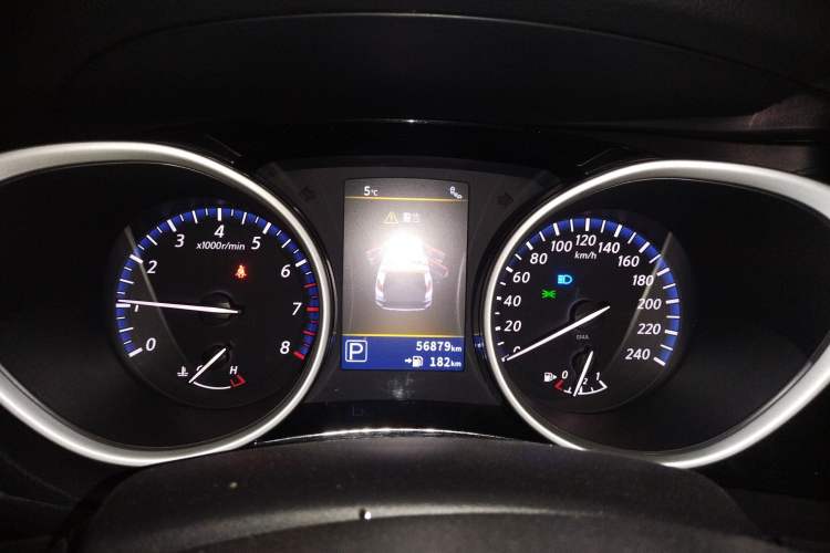 Used Venucia T90 2017 2.0L CVT Leading Edition Instrument Cluster